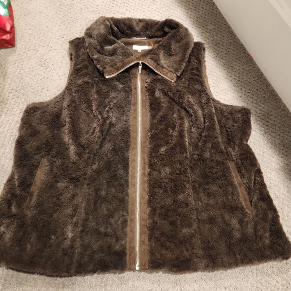 CALVIN KLEIN Brown Faux Fur Vest 2x